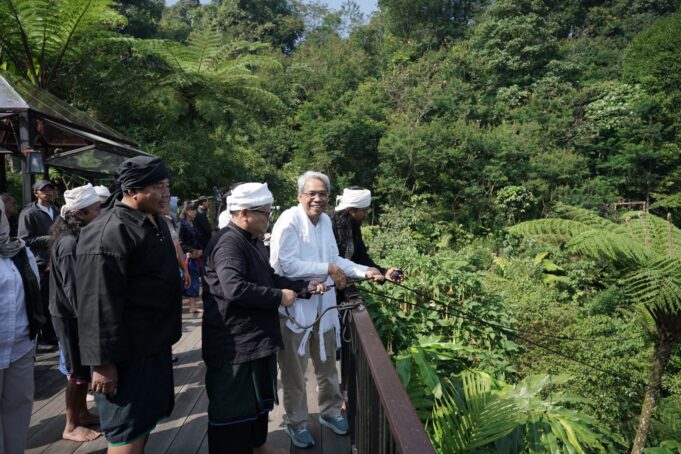 Kemenhut Resmikan Lembah Aviary di Megamendung, Penangkaran Rusa Timor dan Dua Elang Jawa Perkuat Pelestarian Satwa