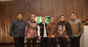 Lima Primata Jawa Bertahan di Megamendung Bogor, Habitatnya Kian Terdesak Permukiman Lima Primata Jawa Bertahan di Megamendung Bogor